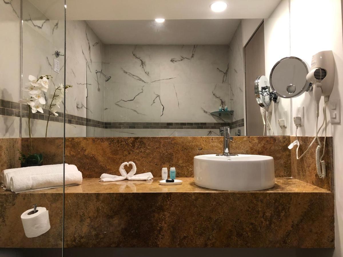 Sky Inn Hotel - Cancún Zewnętrze zdjęcie