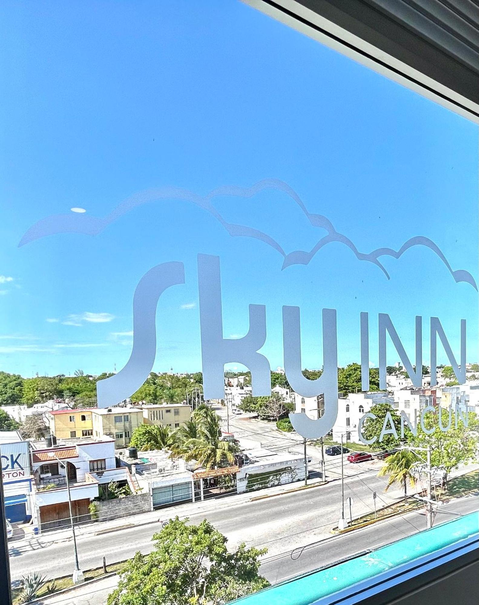 Sky Inn Hotel - Cancún Zewnętrze zdjęcie