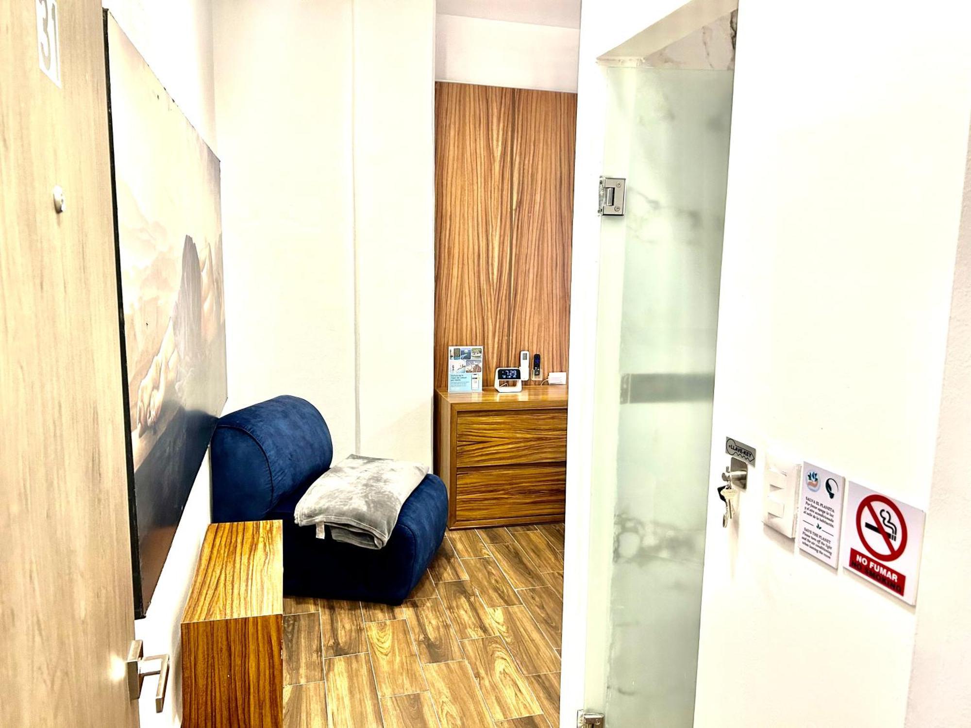 Sky Inn Hotel - Cancún Zewnętrze zdjęcie
